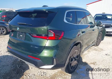 2023 BMW X1 xDrive28I из США, поврежденный, VIN WBX73EF05P5W57046